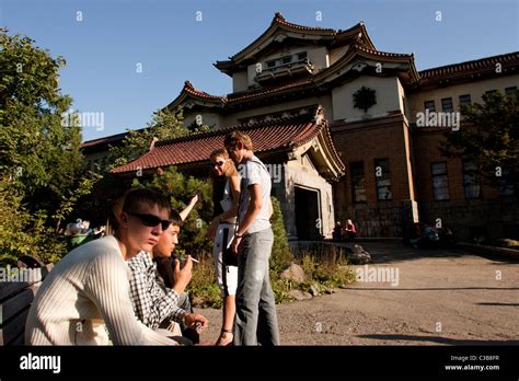  ユーラシアの宝石！ユジノサハリンスク国立美術館で歴史と芸術の旅に出よう！