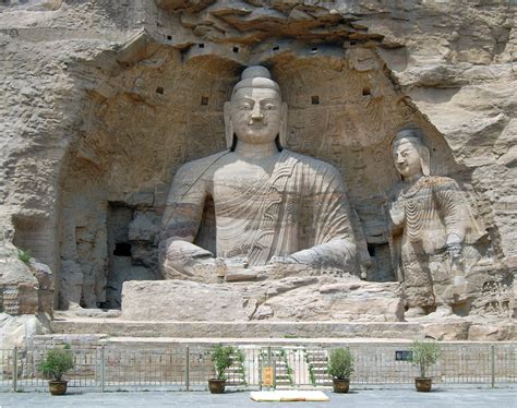   Yungang Grottoes 壮大な仏像と歴史の息吹が融合！